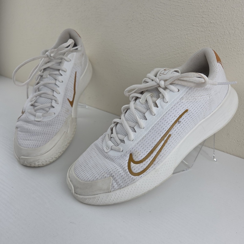 Nike Court Vapor Lite 2 HC Low Sail Desert Ochre Tennis Shoes Women's Size 9.5